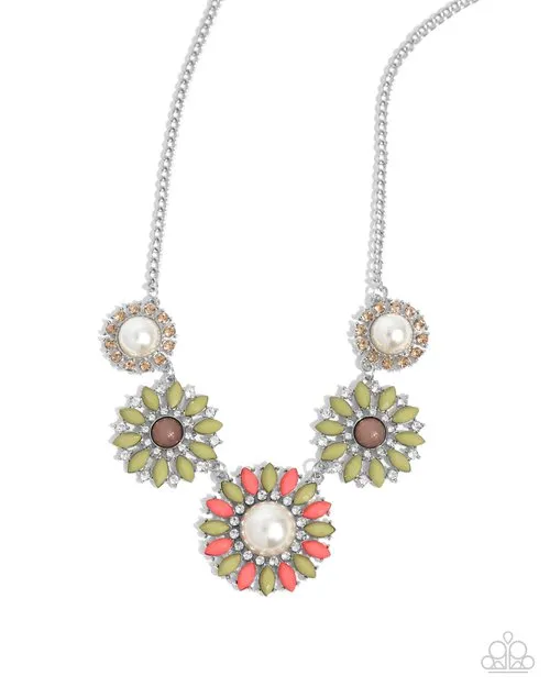 Paparazzi Necklace ~ Trio Tycoon - Green