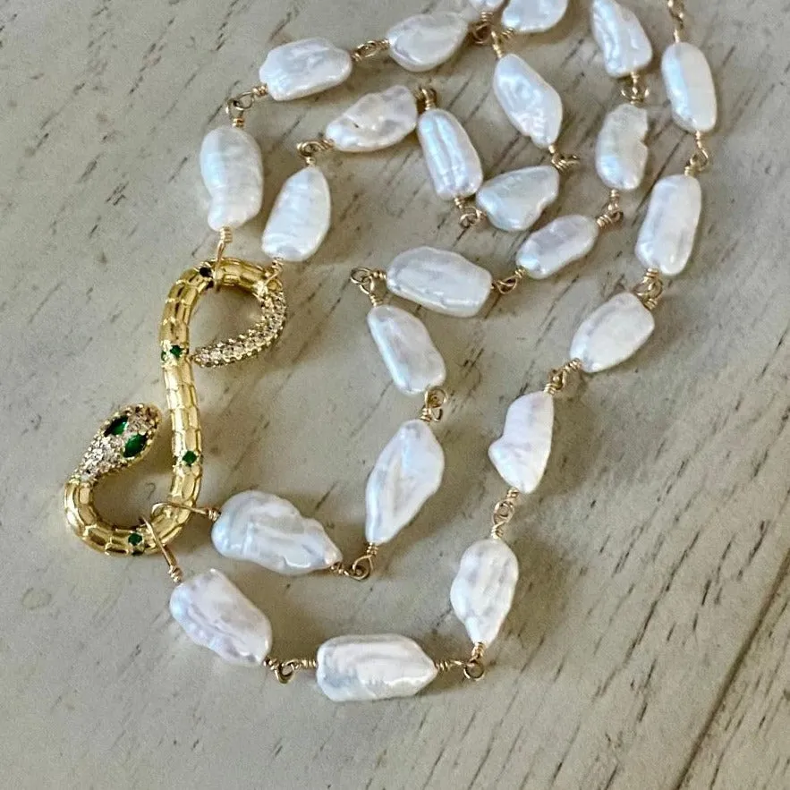 Pearl Necklace with Serpent