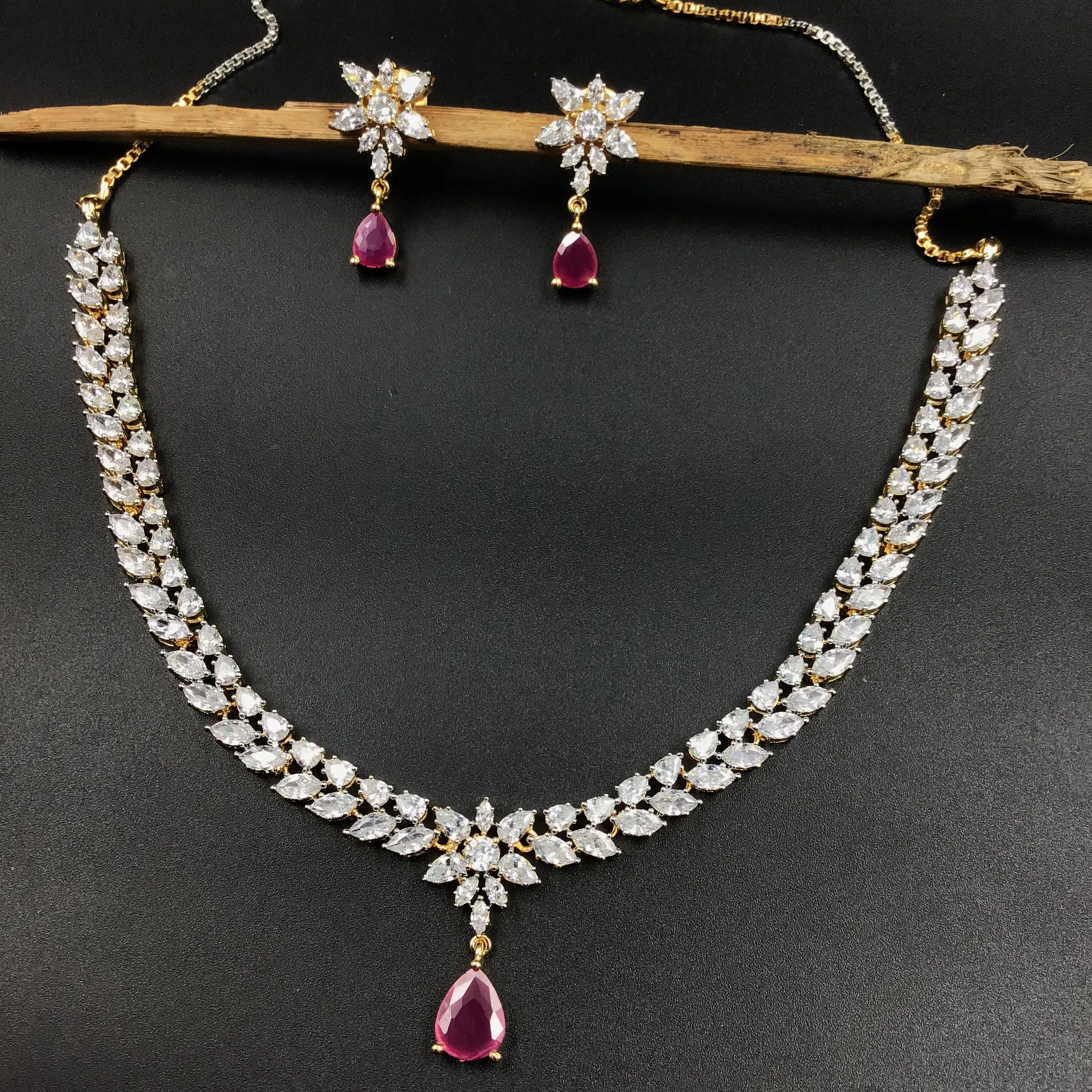 Round Neck Zircon/AD Necklace Set 6198-08