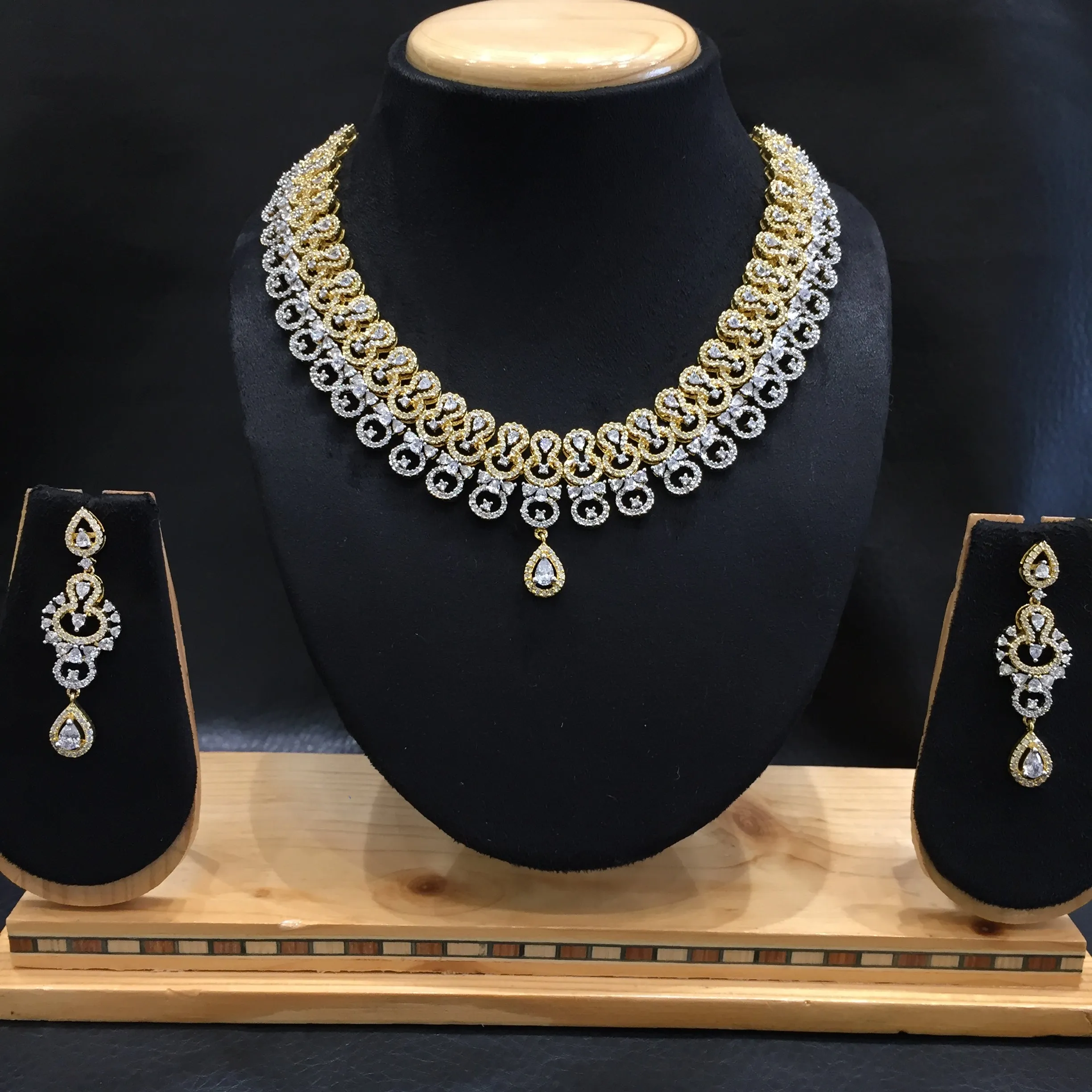 Two Tone Zircon/AD Necklace Set