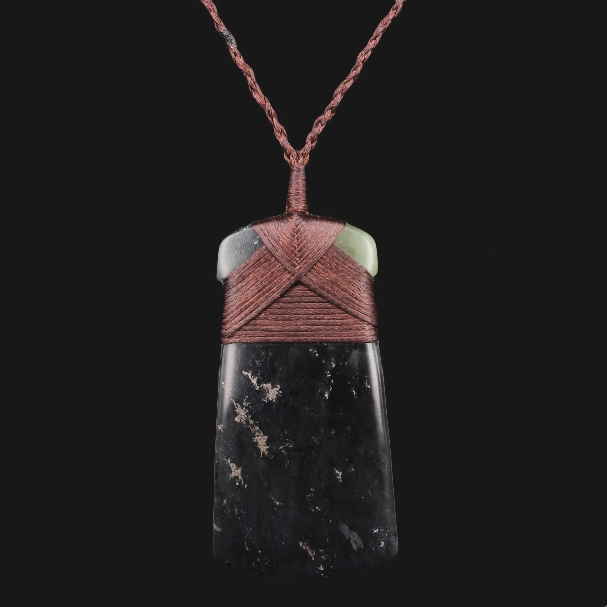 Unique Hand-Carved Maori Toki Pendant Necklace from Natural Jade - Timeless Design and Elegant Craftsmanship Perfect Gift for Jewelry Lovers