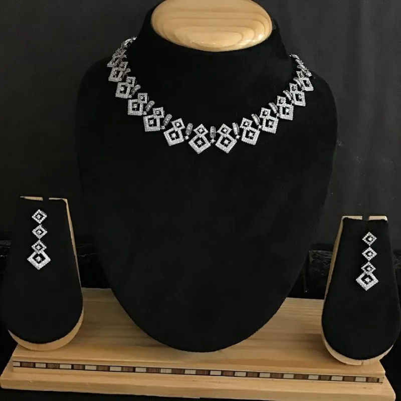 Victorian Finish Zircon/AD Necklace Set